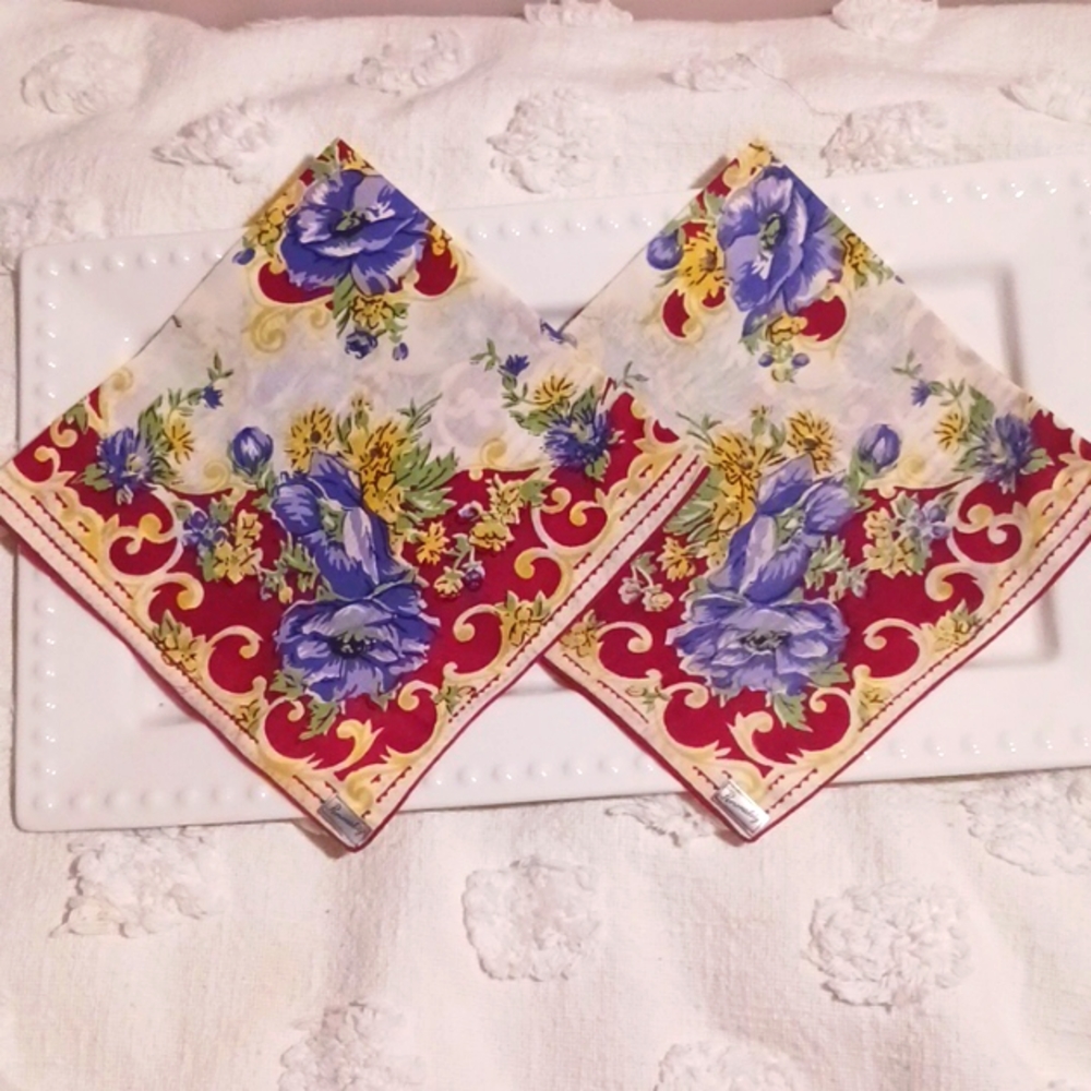 Vintage PERSONALITY 👑 PRINT floral handkerchief LOT OF 2
